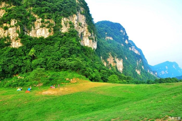 黄晓明《中餐厅6》热播，他在节目中的主持控场能力怎么样？